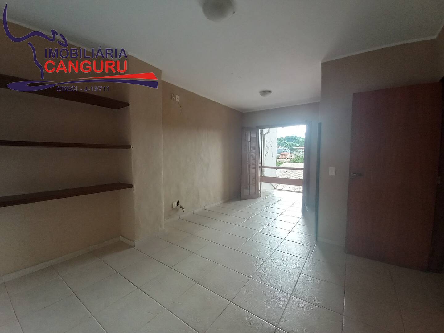 Casa à venda com 3 quartos, 180m² - Foto 6