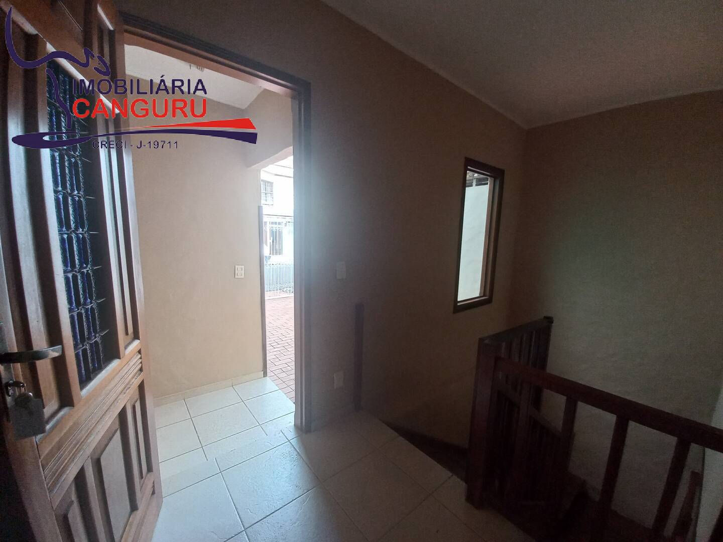 Casa à venda com 3 quartos, 180m² - Foto 4