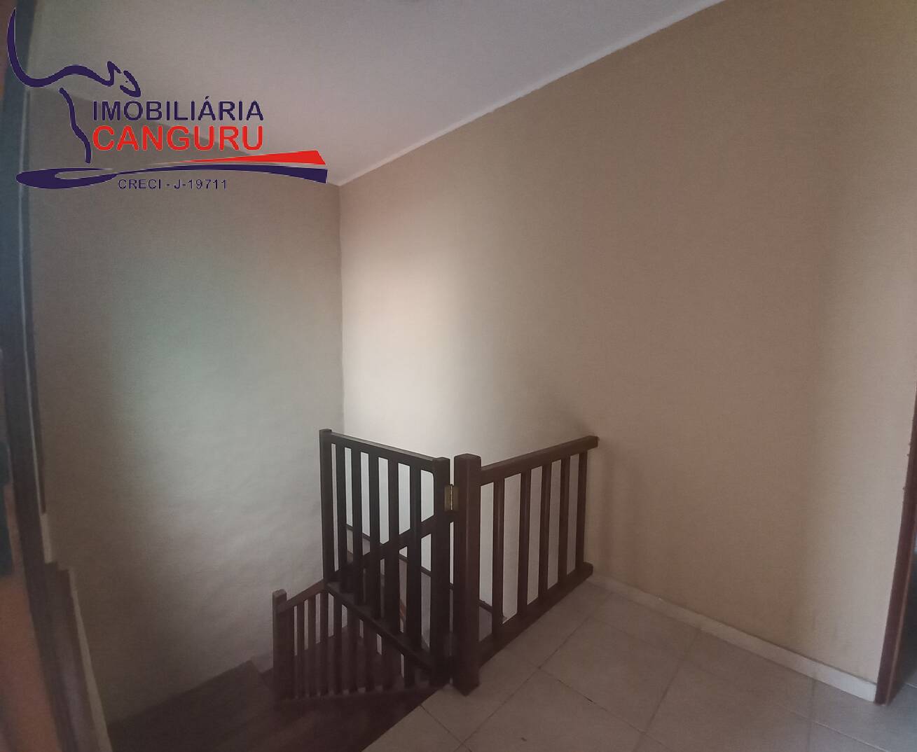 Casa à venda com 3 quartos, 180m² - Foto 3