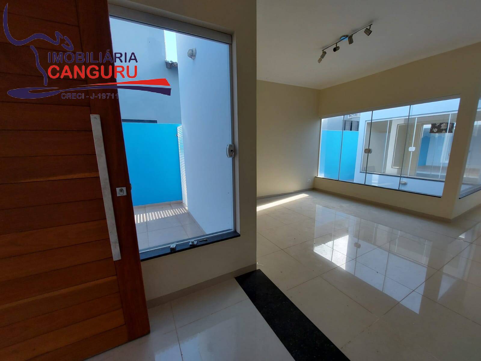 Casa à venda com 3 quartos, 275m² - Foto 8