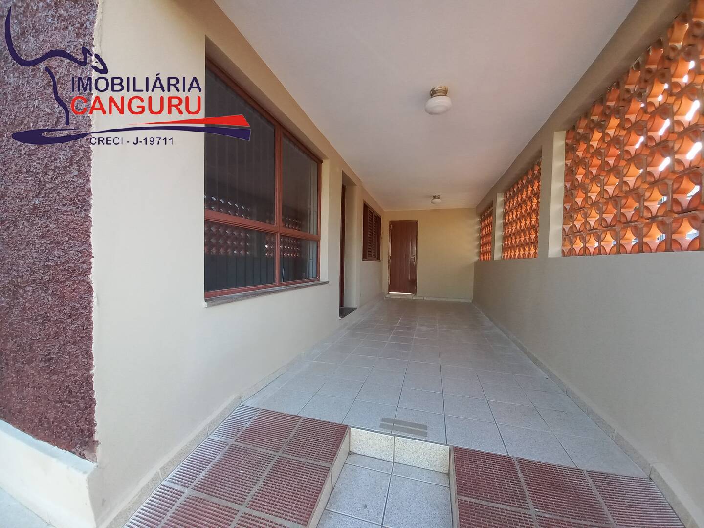 Casa à venda com 3 quartos, 149m² - Foto 4